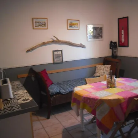 Les Flamants, Climatisation, Avec Vue Imprenable Sur Les Etangs, Petit Dejeuner Offert Bed and Breakfast Σαιντ-Μαρί-ντε-λα-Μερ